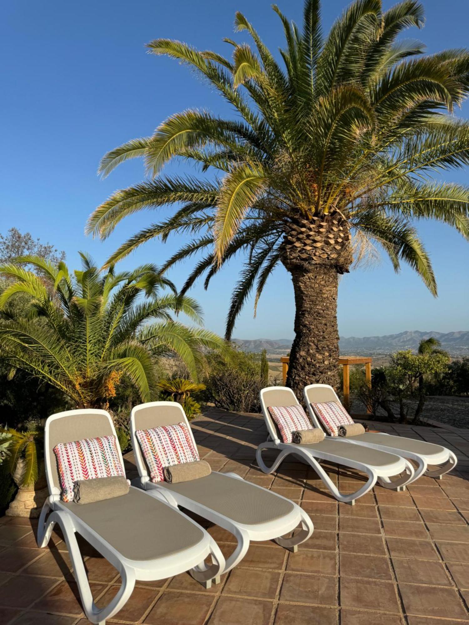 Santa Teresa Bed & Breakfast Andalusien Pizarra Exterior photo